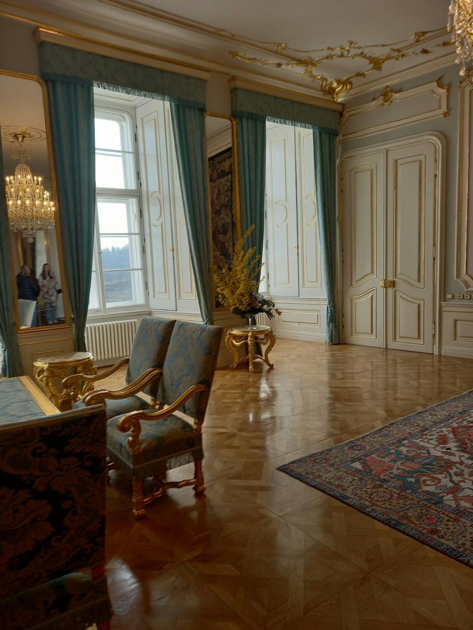 Presidential Quazor Penthouse